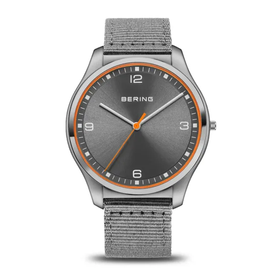 BERING Herrenuhr Classic grau poliert gebürstet mit Textilband 18342-577