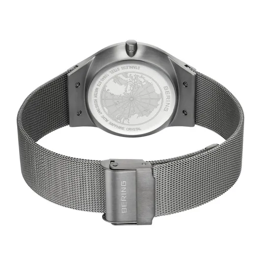 BERING Herrenuhr Edelstahl grau Milanaiseband 15940-377