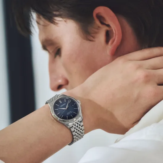 Seiko Presage Automatik Armbanduhr silberfarben mit blauen Zifferblatt Ai-iro SPB525J1