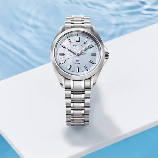 Seiko Prospex Sea Damenuhr silberfarben mit hellblauen Perlmutt Zifferblatt SUR607J1