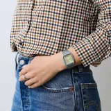 Casio Edgy Collection Armbanduhr analog digital silberfarben hellgrün AQ-230A-9AMQYES