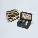 Casio G-Shock Set Undefeated digital eckig mit 2 Wechselbändern DWE-5600UD-1ER